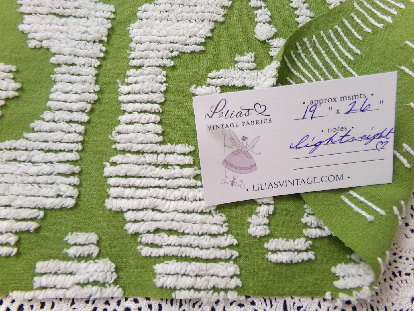 Boho Vintage Chenille Bedspread Fabric, Avocado Green White Daisy 19" x 26" cut piece
