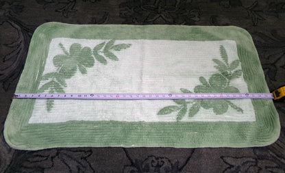 Vintage Green Chenille Rug, Shabby Botanical Leaf Cotton Accent Mat 21.5" x 39.5"