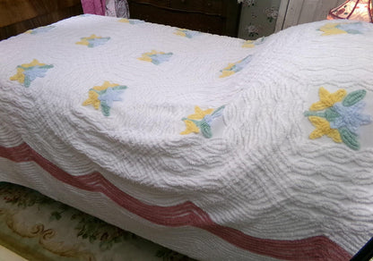 Country Cottage Chic 1950s Cotton Floral Vintage Chenille Bedspread, Full Size
