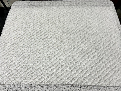 White Vintage Chenille Fabric, Eternity Link Chains, 22x34" Quilt Textile