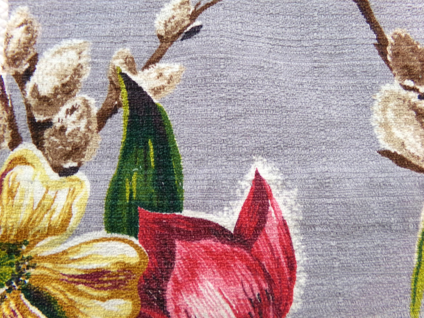 Pussy Willow Dahlia Bouquet Vintage 1940s Barkcloth Fabric Botanical Floral 21" x 19" Piece