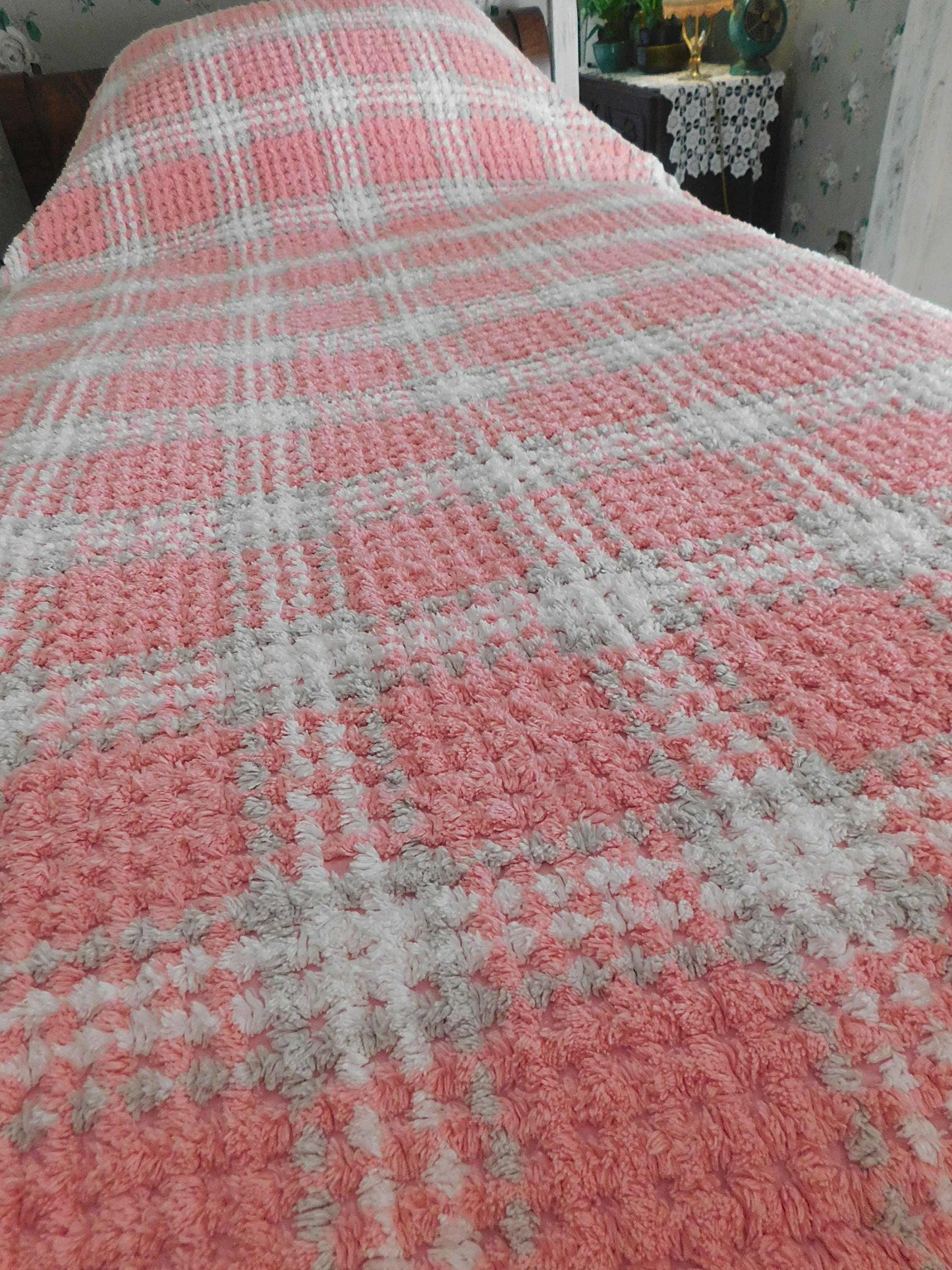 Girl Power Sassy Pink Vintage Chenille Bedspread, Grey & White Plaid, 100% Plush Cotton, TWIN Size
