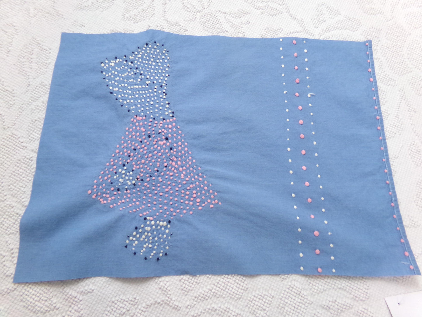 lone little girl vintage chenille bedspread fabric, quilt sewing material, 12" x 17.5"