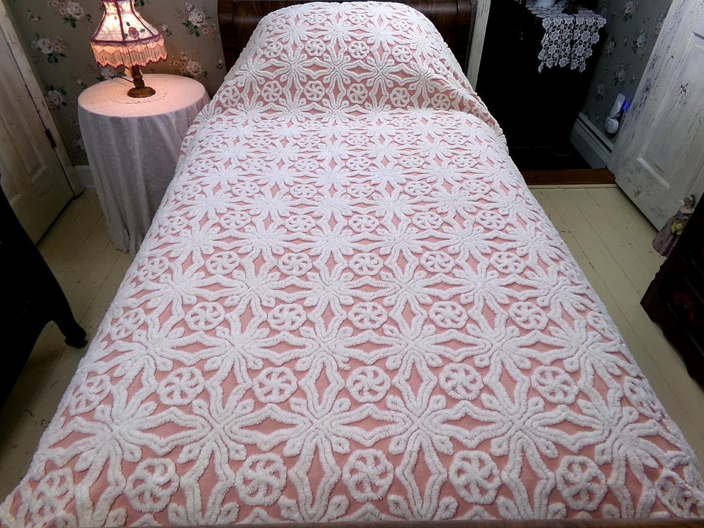 Chenille Bedspread Full Size Fairytale Snowflake Pinwheel Tufts, Feminine Vintage Cotton Bedding