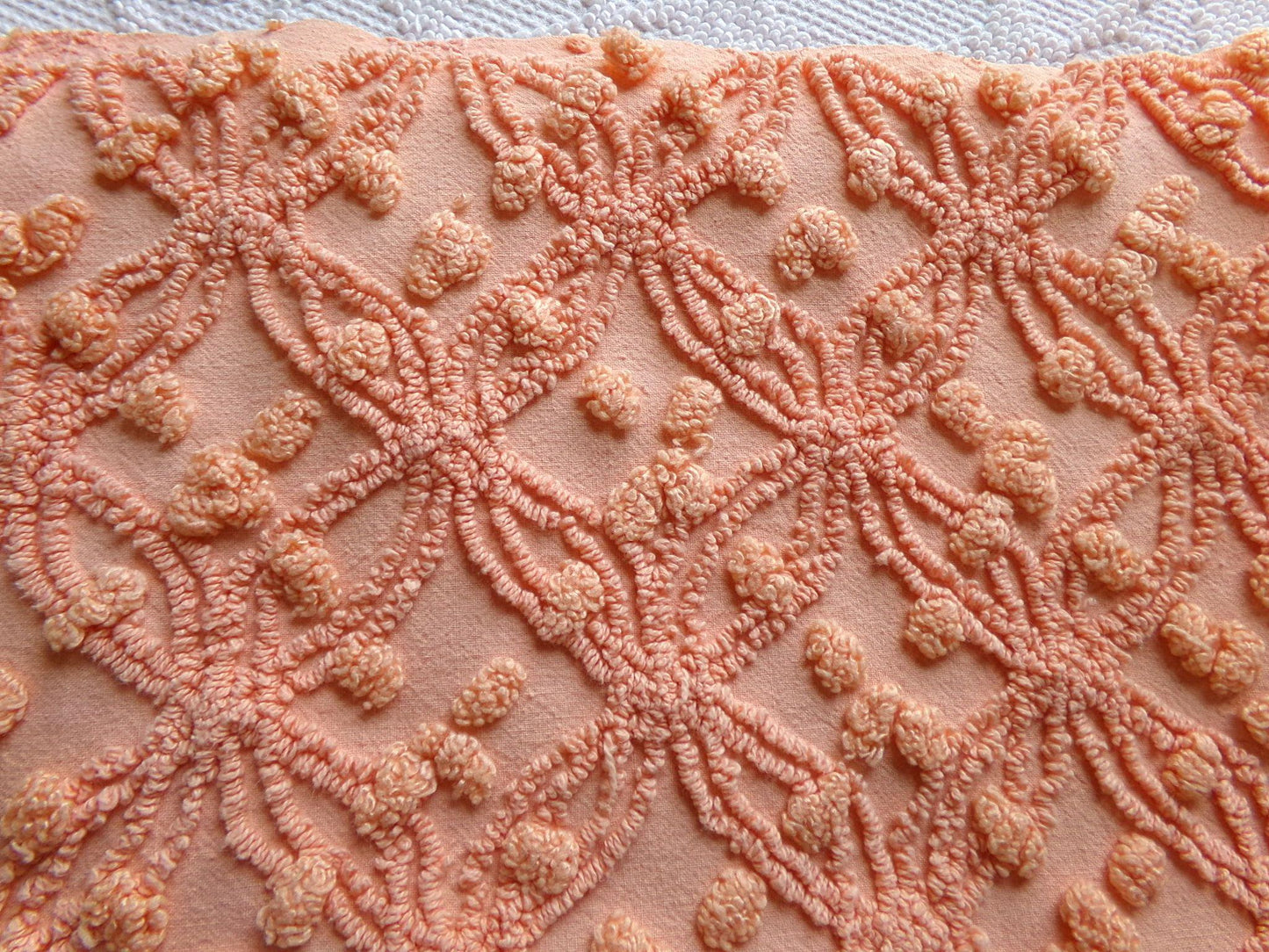 delicious peach vintage chenille fabric, 18" x 24" inch piece of cotton quilt & sewing material, overtufted pops wedding ring design