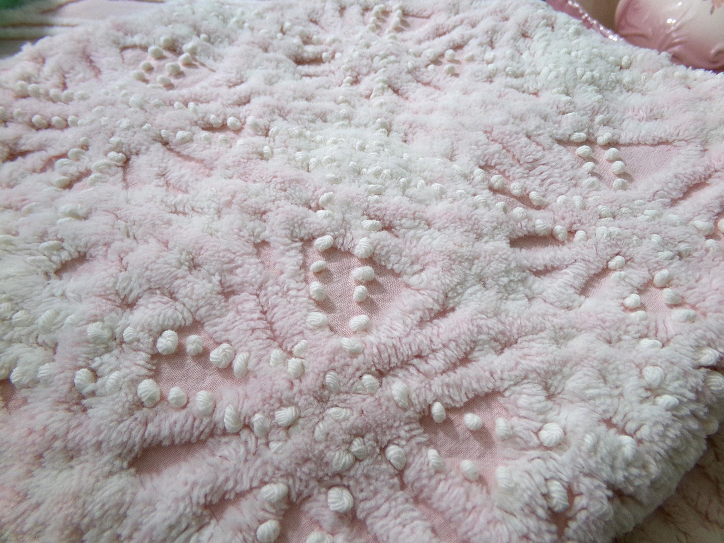 luxury pink vintage chenille fabric, 17x26" pc heavily tufted celestial snowflake spoke design