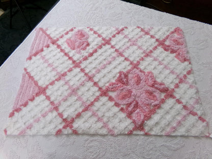 white & pink rose vintage chenille bedspread fabric, cottage chic quilt material, 18" x 25" piece