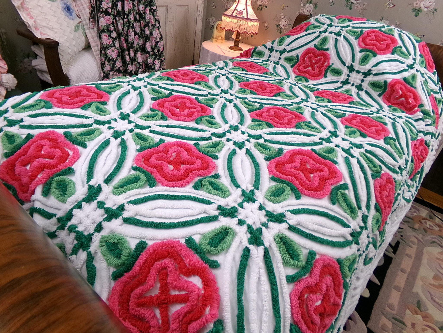 Shabby Rose Vintage Chenille Bedspread Tufted White Full Size 100% Cotton Bedding