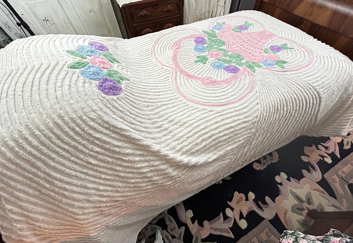 Vintage Chenille Bedspread Pink Flower Basket White Full Size Bed Cover