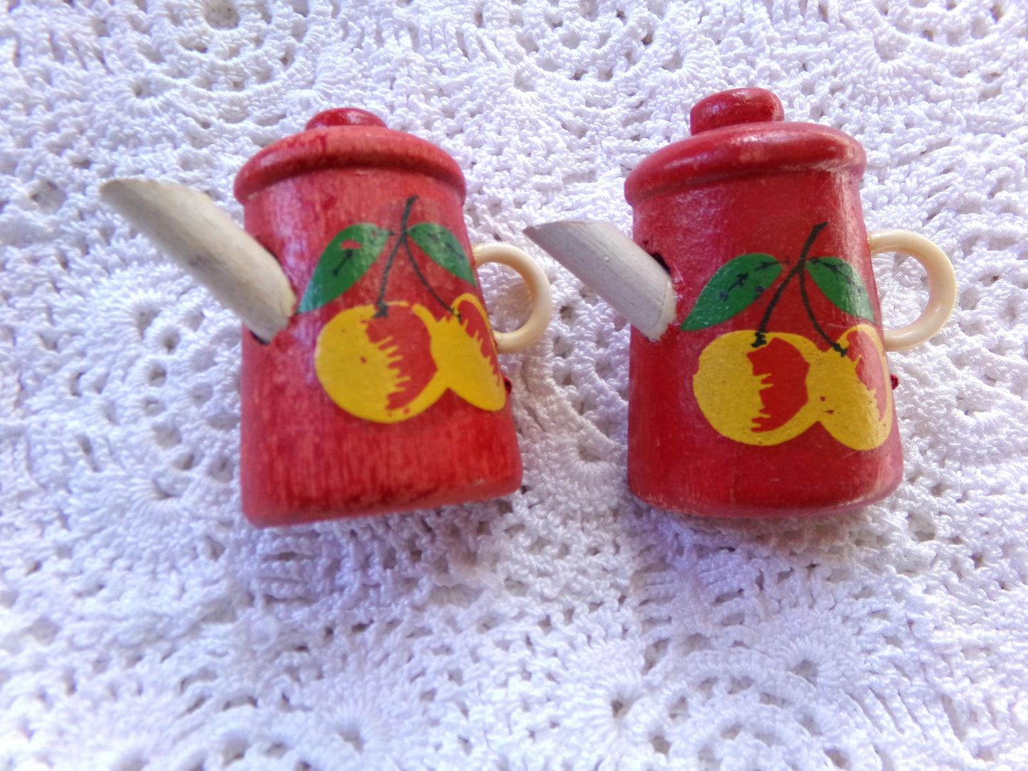 vintage curtain pinbacks pushpins, MCM 1940s wood coffee pot with cherries