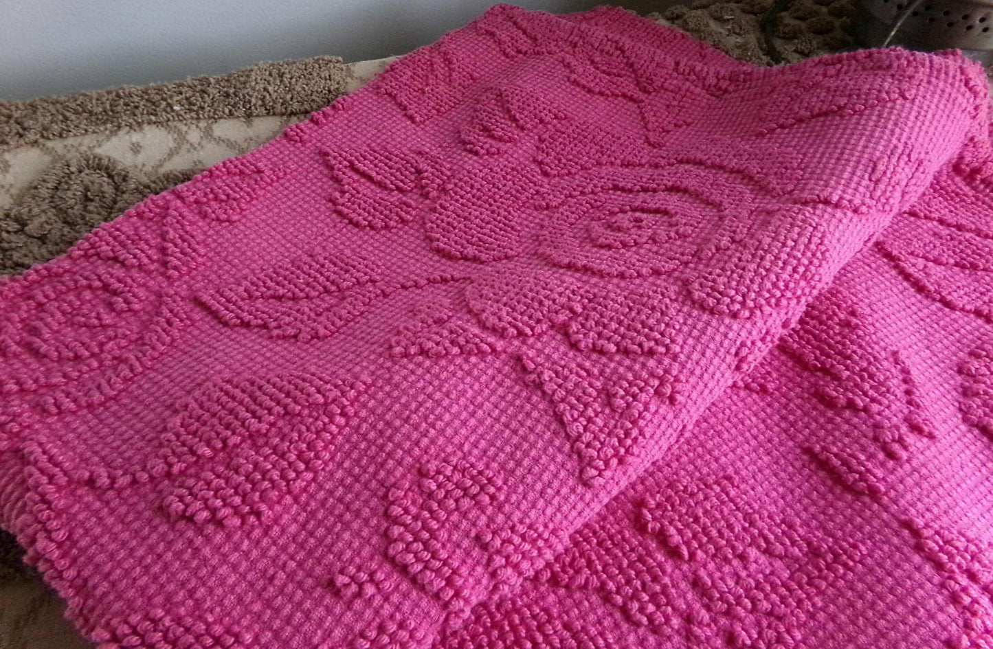 Fuchsia Pink Rose Vintage Woven Chenille Fabric, Reversible Hobnail 20" x 25" Piece Quilt Material