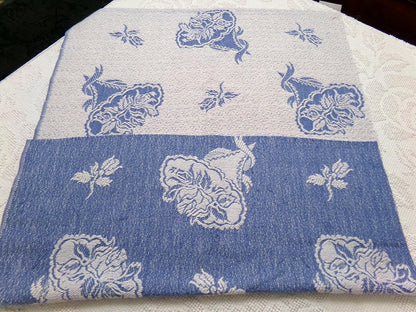 Vintage Woven Reversible Fabric Cabbage Rose Floral Blue White Cottage Chic 22x30