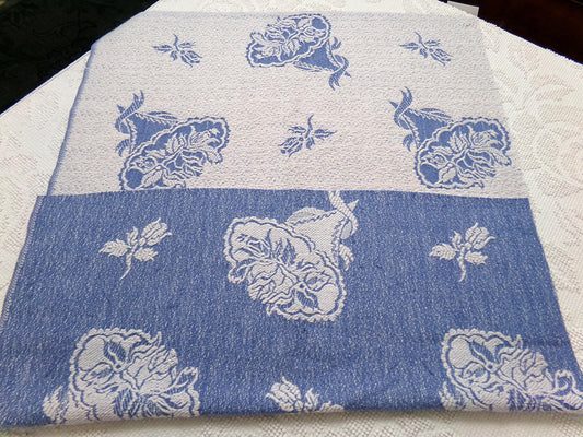 Vintage Woven Reversible Fabric Cabbage Rose Floral Blue White Cottage Chic 22x30