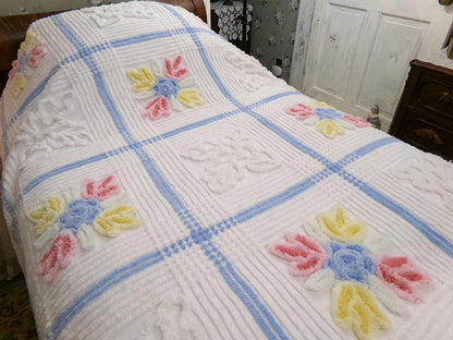 Vintage Full Size Chenille Bedspread | Country Beach Cottage | Coastal Farmhouse Decor | Cotton Seaside Chic Bedding | Beach House Style