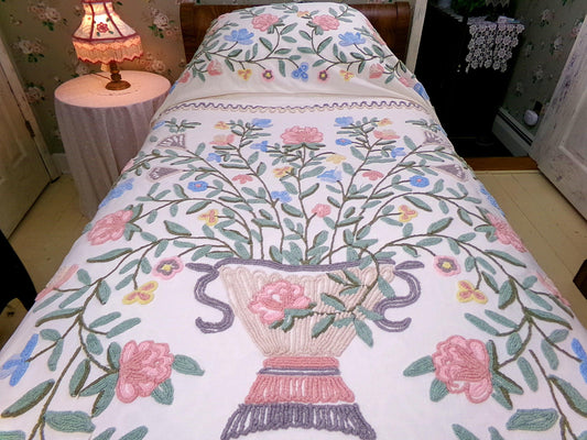 Vintage Shabby Chic Chenille Bedspread, Cottage Rose Floral Full Size Cotton Bed Cover