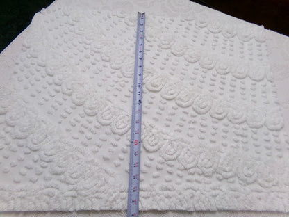 Graceful White Vintage Chenille Bedspread Fabric, Swirl Dot Sewing & Quilt Material, 20" x 27"