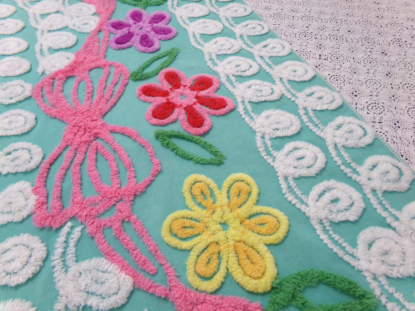 Special Jade Floral Swag Vintage Chenille Bedspread Fabric 18" x 34" Piece
