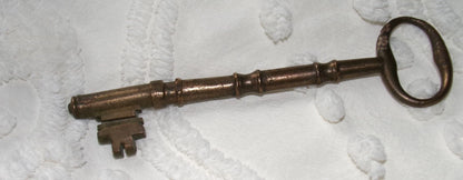 Antique Skeleton Church Key Vintage Victorian Style Large 6"