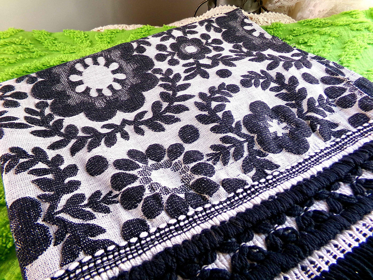 Flower Power MoD DaIsY Vintage Woven Fabric, REVERSIBLE Black & White Hippie Floral, 22" x 18" Piece