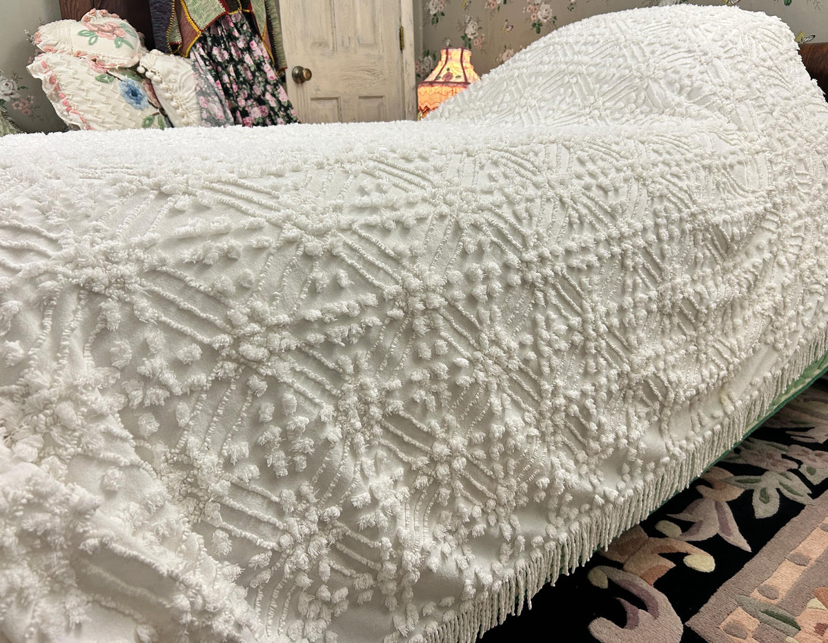 Vintage White Chenille Bedspread Modern Minimalist Geometric Tuft FULL Coverlet