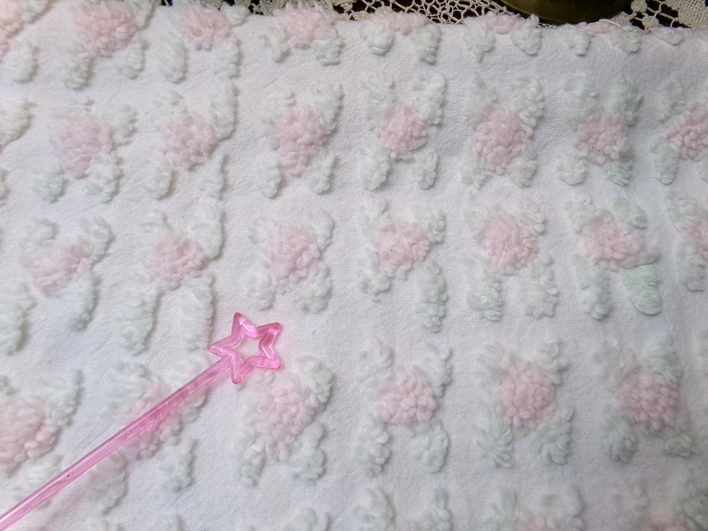 Shabby Pink Rosebud Vintage Chenille Bedspread Fabric Piece, Cottage Style Quilt Material 18" x 24"