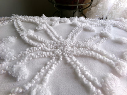 Classic White Vintage Chenille Fabric, Wedding Ring Pops Sewing & Quilt Material 20" x 25