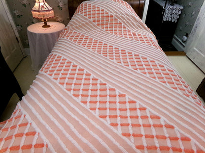 creamsicle vintage chenille bedspread, peach & white optic geometric, cotton full size bedding