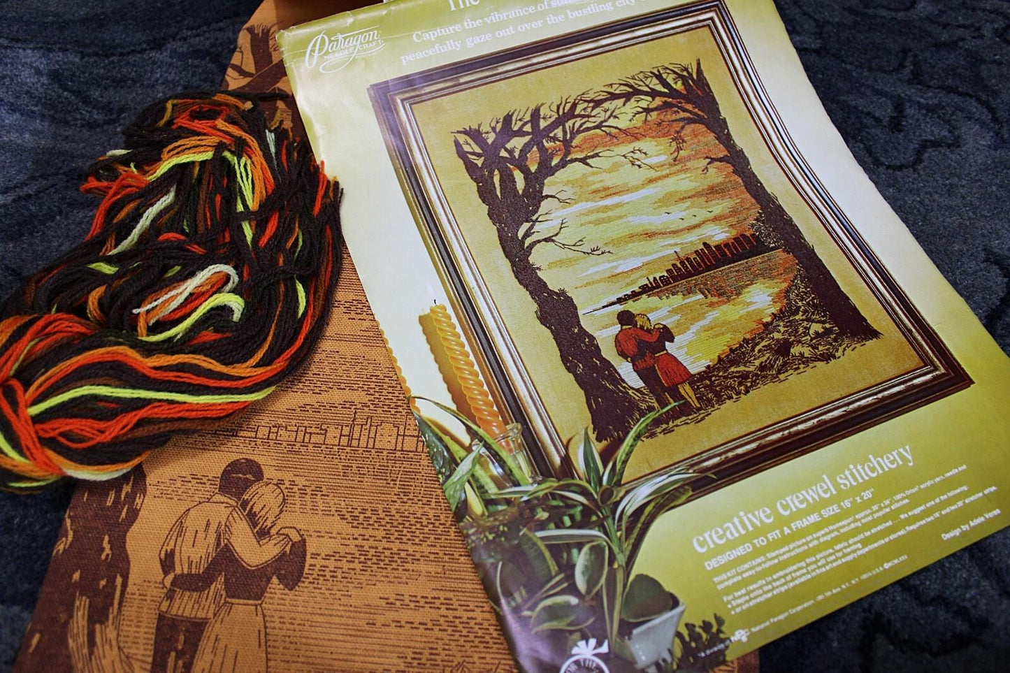 Vintage THE LOVERS Crewel Embroidery Kit Hippie Romance Paragon Stitchery 0319