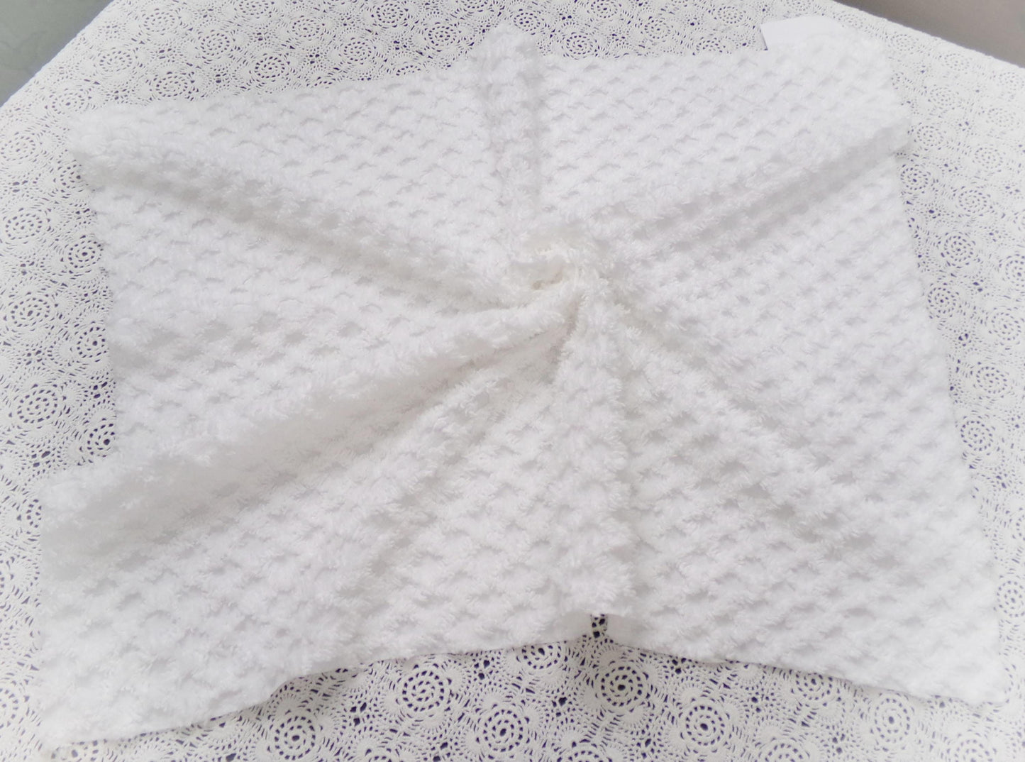 Soft White Vintage Chenille Fabric Diamond Lattice Geometric 18" x 24"