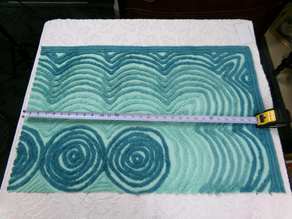 dramatic waves vintage chenille bedspread fabric, captivating quilt material 31" x 19"