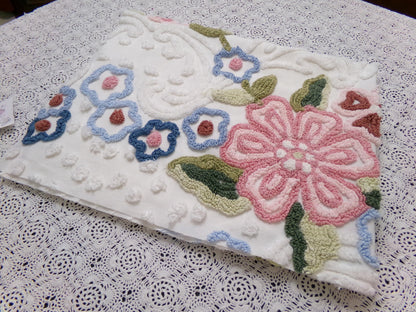 Vintage White Chenille Fabric 29x23" Garden Floral Bouquet