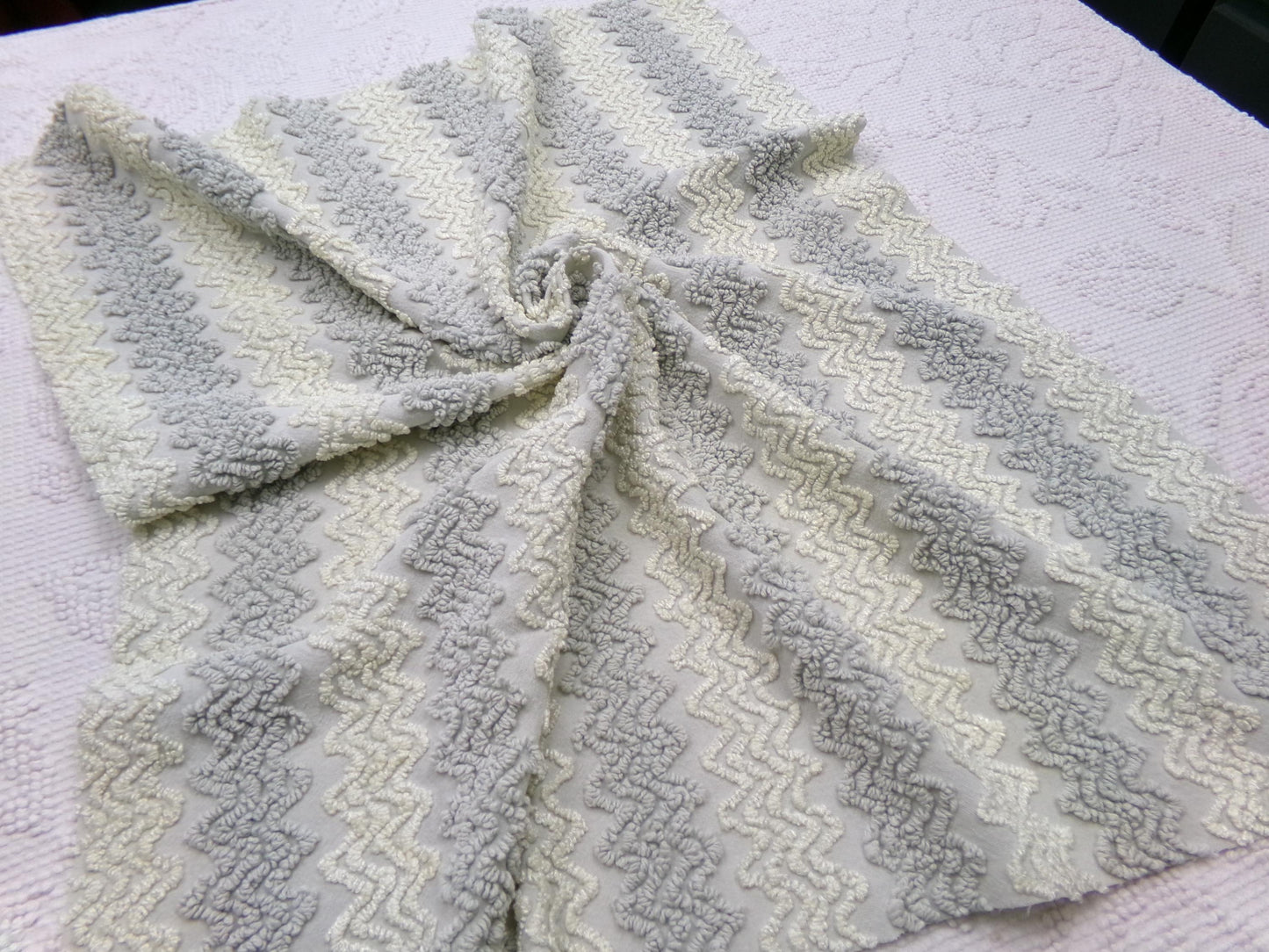 modern grey & white vintage chenille fabric, textured zig zag design, 21" x 18" unique piece of quilt material