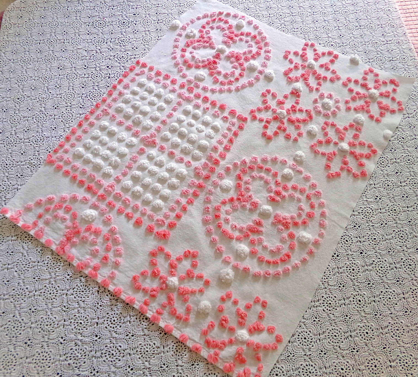Vintage Pink White Chenille Fabric 4-Block Geometric Floral Sampler 18" x 23" Panel