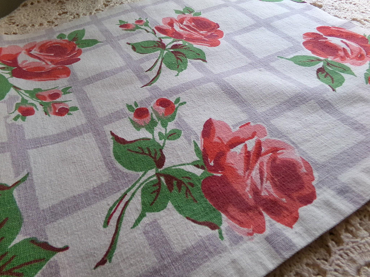 Romantic Lattice Rose Vintage Fabric Piece, Midcentury Style 14" x 31" inches for sewing material, upcycling, pc #1