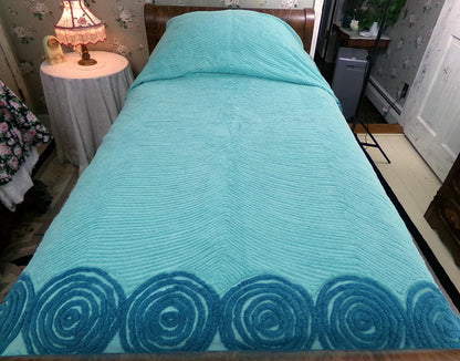 Vintage Chenille Bedspread Dramatic Swirling Waves, Full Size 100% Cotton Bedding