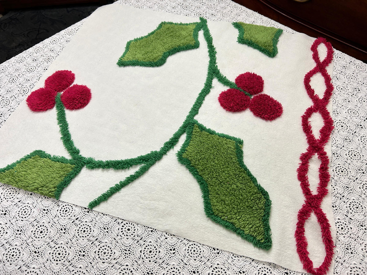 Holiday Vintage Chenille Fabric, Winter Holly Berry 22x20" Craft Piece