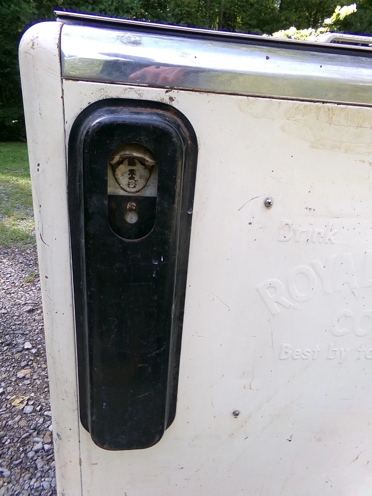 Vintage Embossed Royal Crown RC Cola Soda Pop Machine Cooler Original Ideal 55  LOCAL PICKUP ONLY - NO SHIPPING
