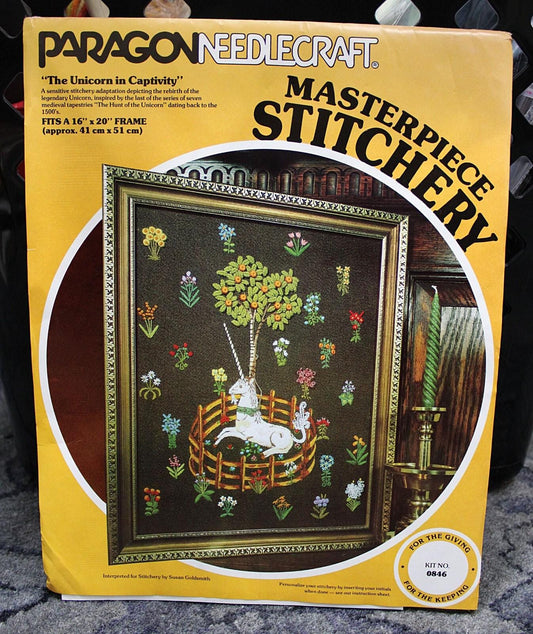 UNICORN in CAPTIVITY Crewel Embroidery Kit Rare Vintage Paragon Stitchery 0846