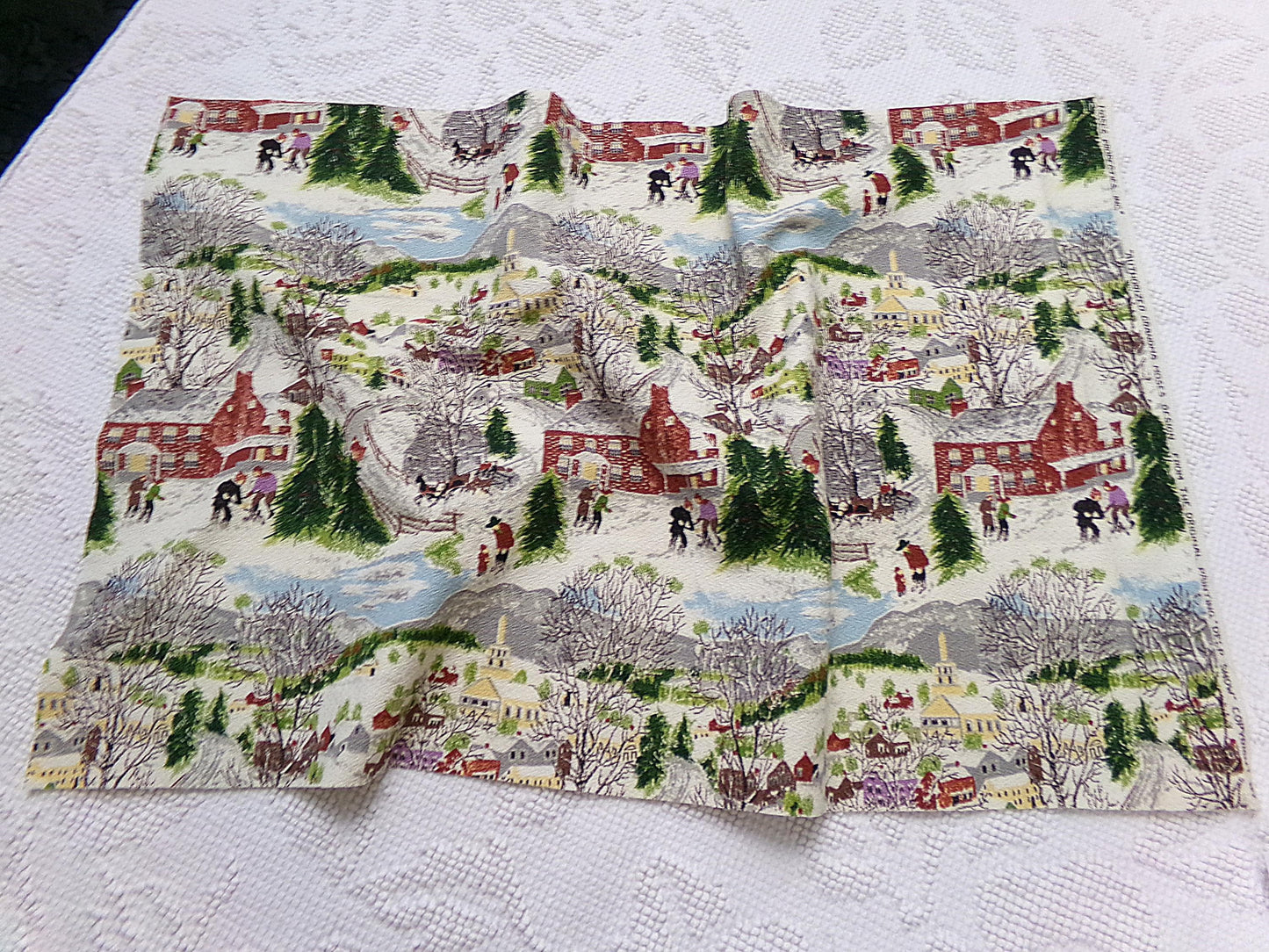 Grandma Moses DEEP SNOW Vintage Barkcloth Fabric, Midcentury Folk Art Winter Scene, 13" x 21"