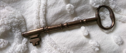 Antique Skeleton Church Key Vintage Victorian Style Large 6"