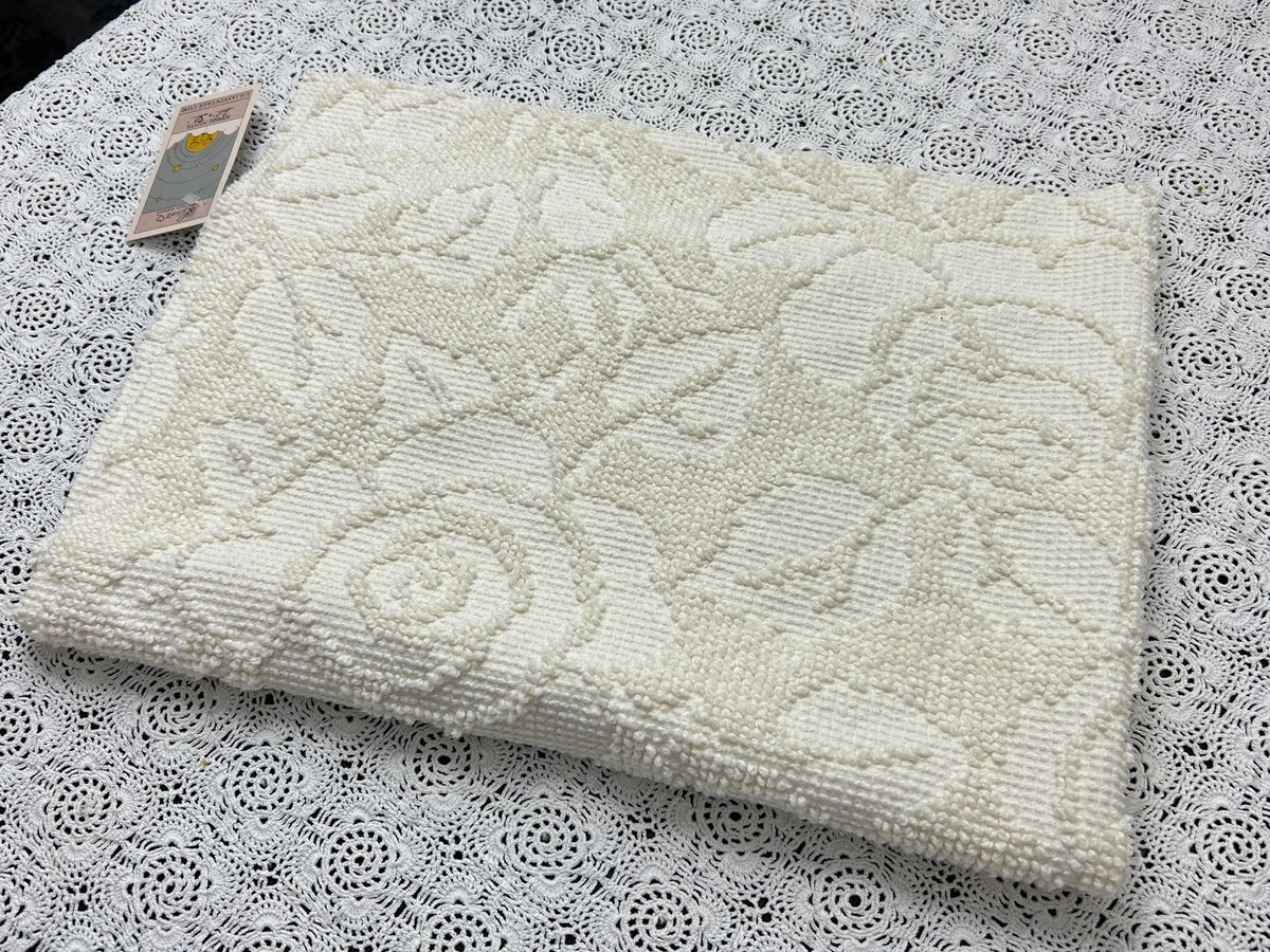 Cream White Vintage Chenille Fabric, Cabbage Roses, 20x30" Hobnail Woven Pc