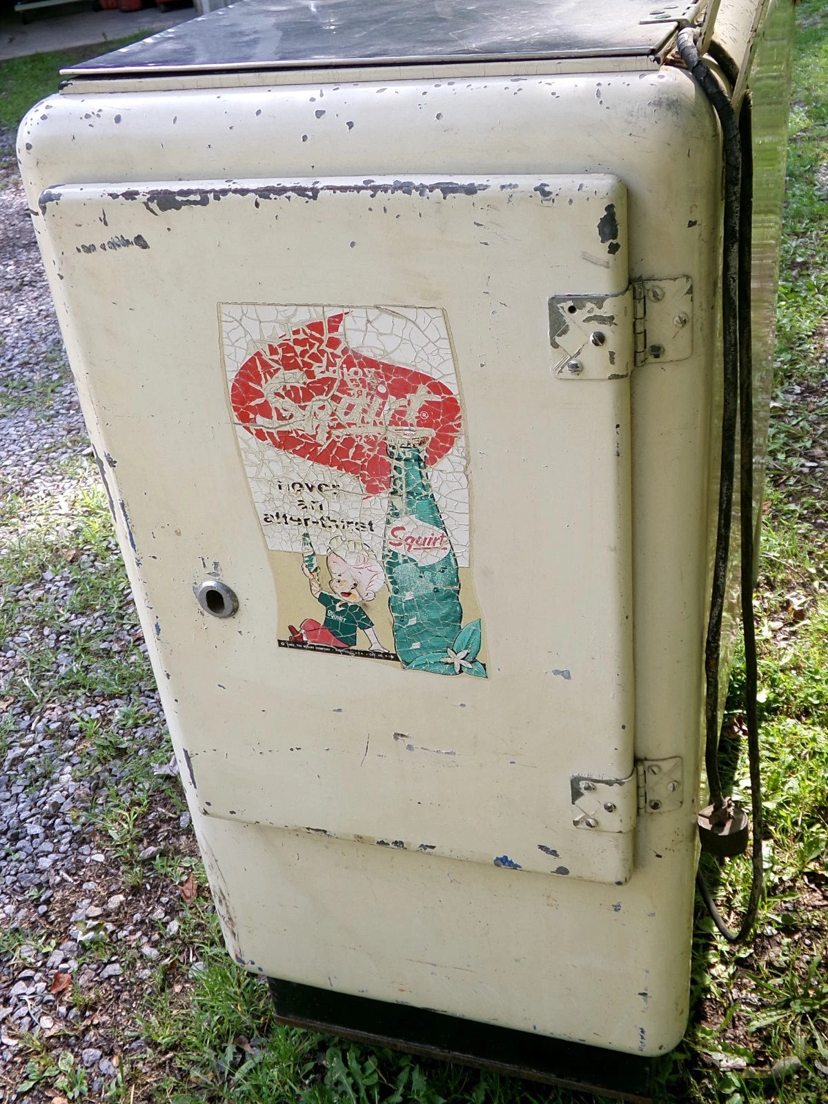 Vintage Squirt Cooler Soda Pop Vending Machine Original Ideal Model 55 Slider LOCAL PICKUP ONLY - NO SHIPPING