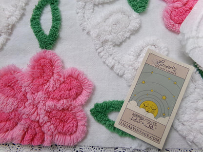 Pink White Floral Vintage Chenille Bedspread Fabric Sewing Quilt Material 17.5x30"