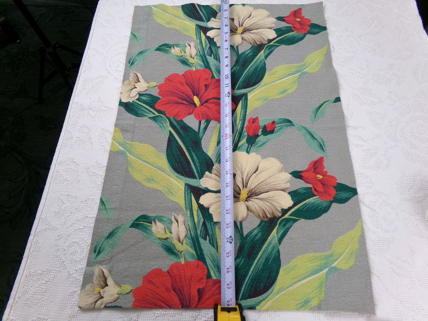 Bold Vintage Barkcloth Fabric Hawaii Hibiscus Pattern Gray Red Cream 19" x 27"