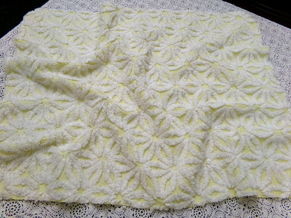 Fluffy Daisy Vintage Chenille Fabric White & Lemony Yellow 18x24"
