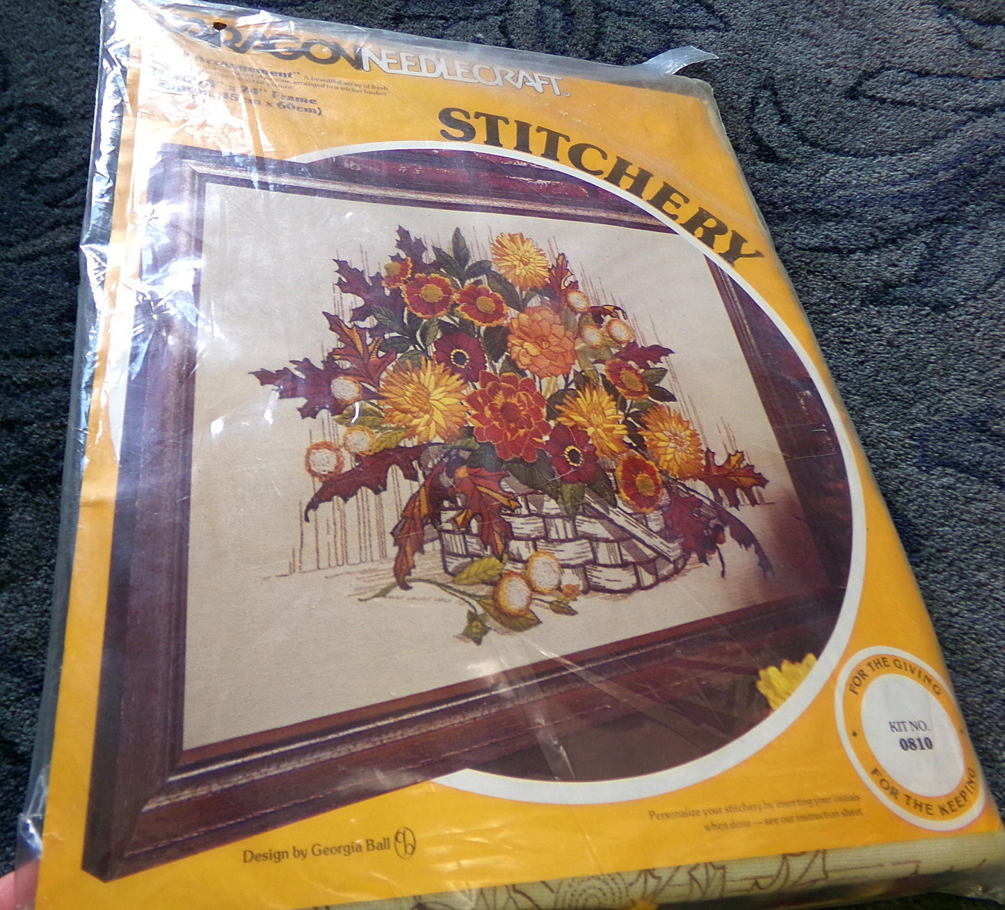 FALL ARRANGEMENT Vintage Crewel Embroidery Kit, Paragon 0810 Boho Floral Stitchery