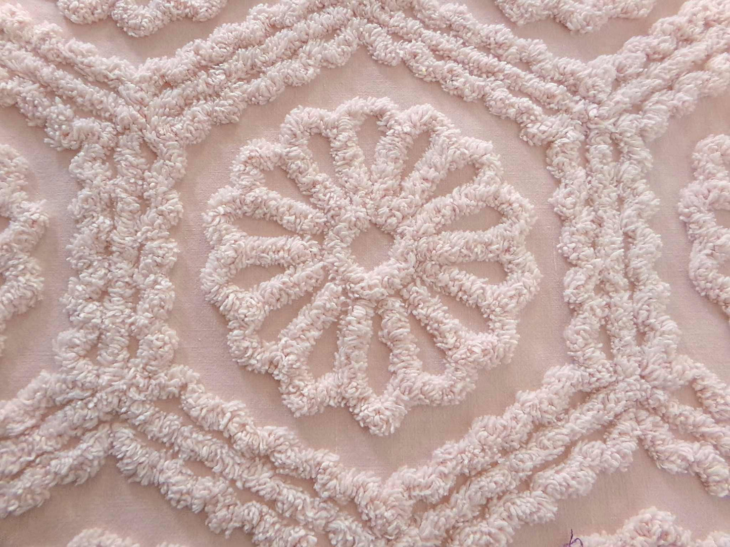 vintage chenille bedspread fabric peach blush daisy medallions 20x24" sewing quilt material