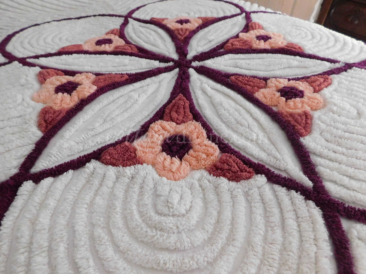 optic white mod floral vintage chenille bedspread, full size farmhouse style bedding