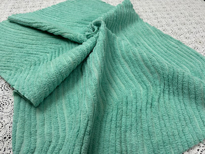 Green Wave Vintage Chenille Bedspread Fabric 18x25" Dense Tufts