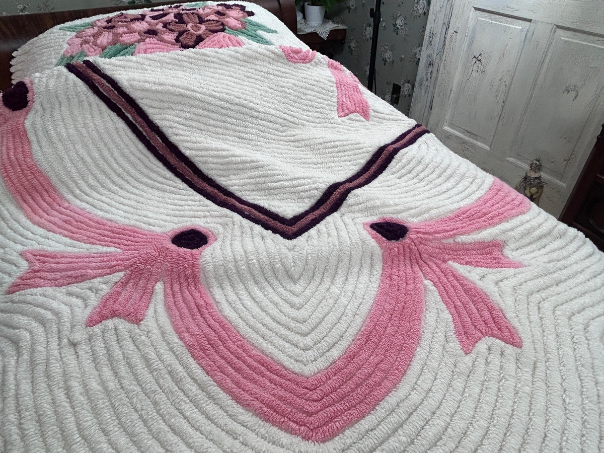 Heirloom Vintage Chenille Bedspread, Plush Full Floral Bouquet & Bow Swag Design